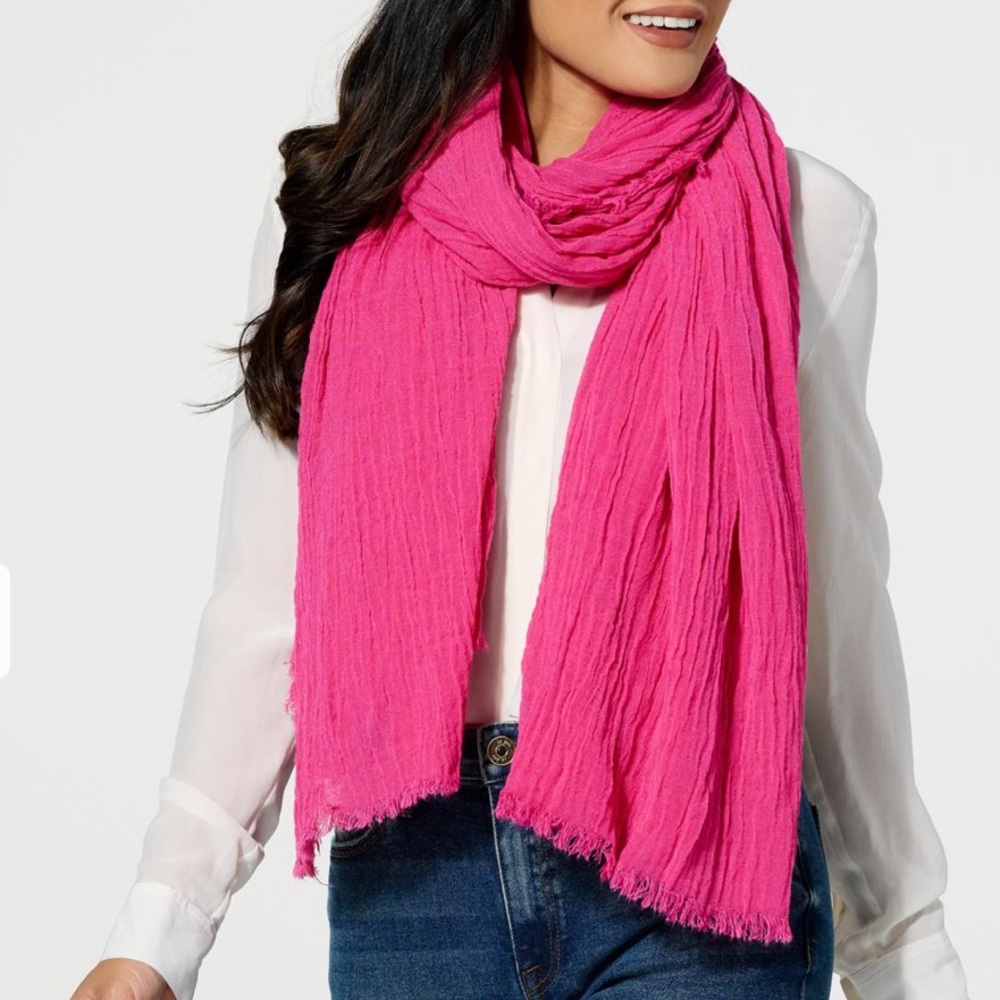 Samantha Brown To-Go Frayed Edge Convertible Scarf Blanket RARE magenta color
